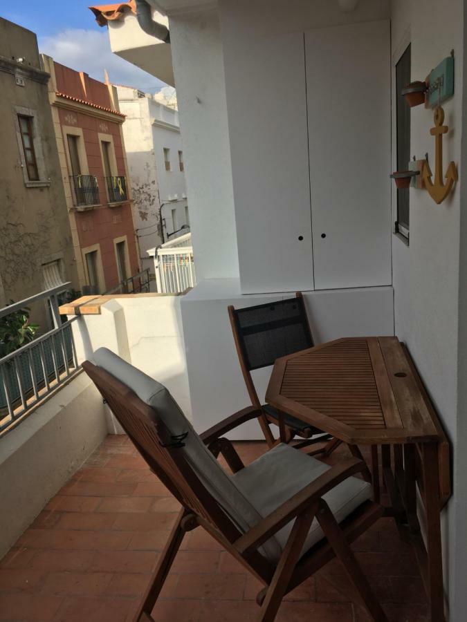 2 Bedroom Apartment In The Old Town, Close To The Beach L' Escala Buitenkant foto